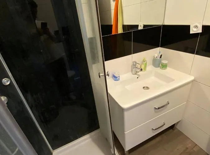 La Donzelle * كاهورْ